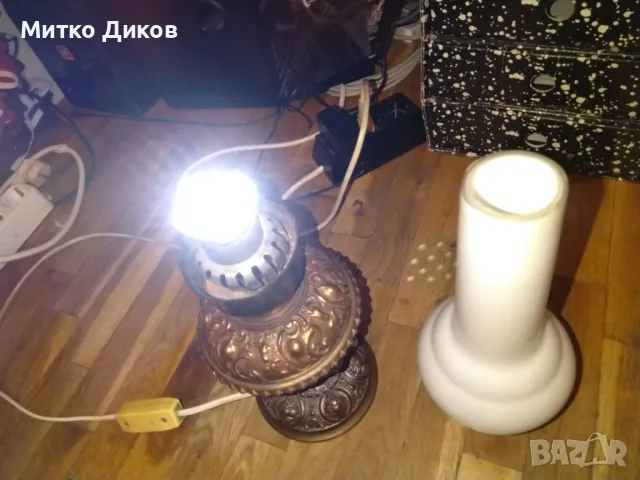 Лампа настолна ретро елект. винтидж бронз.основа около 3кг работи Н-50см фи 135 мм и на плафона 26см, снимка 11 - Настолни лампи - 49486281