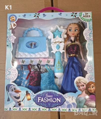 Кукла Елза с аксесоари и рокли Замръзналото Кралство Frozen