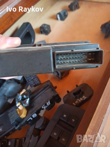 Бутони ел. стъкла за Volkswagen Passat III Variant B5 , 3B4 959 793, снимка 4 - Части - 52506747