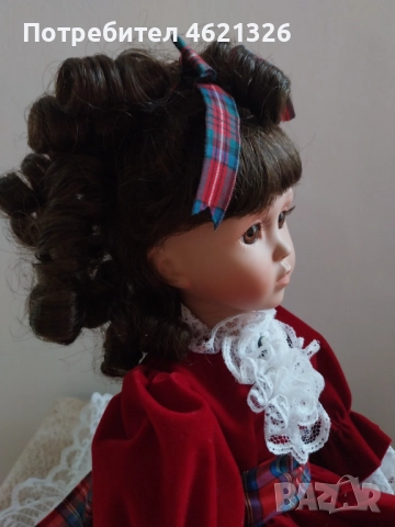 Колекционерска порцеланова кукла „Зимна елегантност“ от галериите Ashton-Drake , снимка 5 - Декорация за дома - 52130108