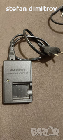 Зарядно Olympus LI-41C, снимка 1 - Батерии, зарядни - 36406414