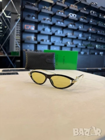 очила с черен обикновен калъф miu miu bottega veneta, снимка 2 - Слънчеви и диоптрични очила - 51151251