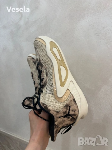 Баскетболни маратонки Jordan Tatum 1, снимка 5 - Маратонки - 54033270