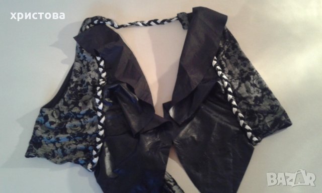 Елече-нагръдник, снимка 2 - Елеци - 35601641