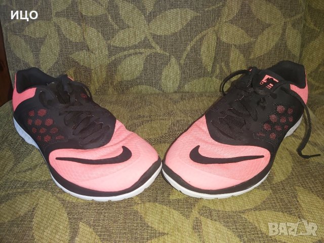 Маратонки Nike 