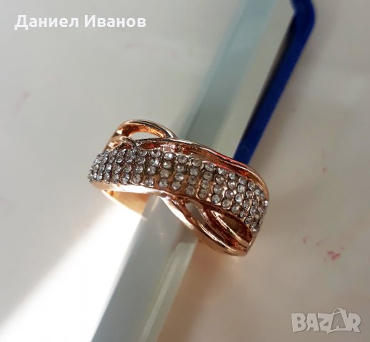 Златен Пръстен жълто злато 8 ми размер със Сваровски