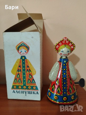 Тенекиена механична играчка АЛЕНУШКА /МОСКВА 80 СССР
