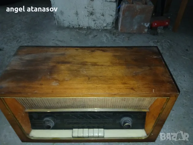 Продавам ретро радиоапарат "Мелодия2"