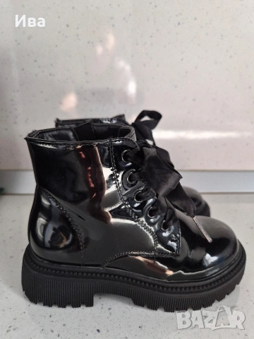 Детски лачени боти H&M 26 номер