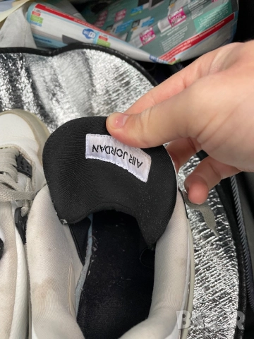 Air Jordan, снимка 3 - Кецове - 52225431