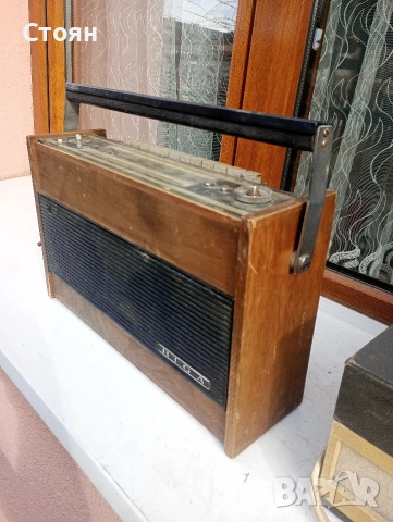 радио Рига , снимка 6 - Радиокасетофони, транзистори - 52975554