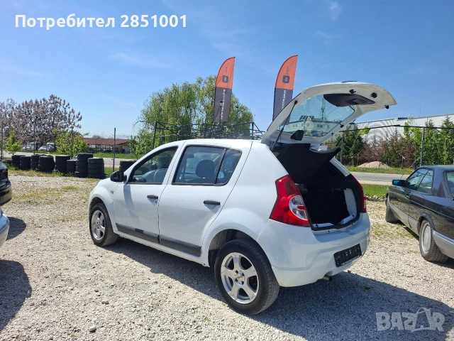 Дачия Сандеро 1.2 Бензин, снимка 4 - Автомобили и джипове - 54339652