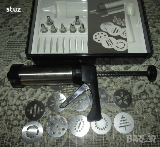 Английска кухненска преса за бисквити, сладки и гарниранеMaster class, снимка 8 - Аксесоари за кухня - 54142085