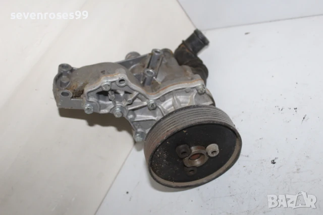 Водна помпа Фолксваген Голф 3 комби 1.9 tdi 90hp VW Golf 3 нова, снимка 2 - Части - 50855281