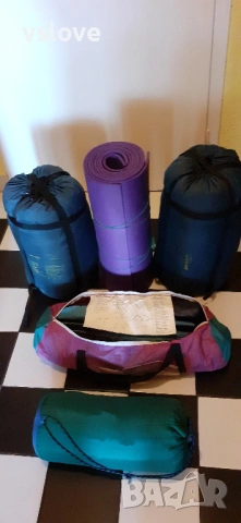 Къмпингова палатка IGLU и спални чували с изолатионна подложка 