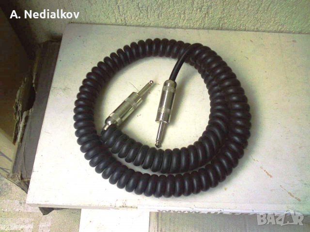 Китарен кабел Switchkraft, снимка 1 - Китари - 37377906