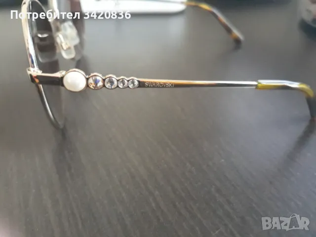 Дамски очила Swarovski, снимка 4 - Слънчеви и диоптрични очила - 49152591
