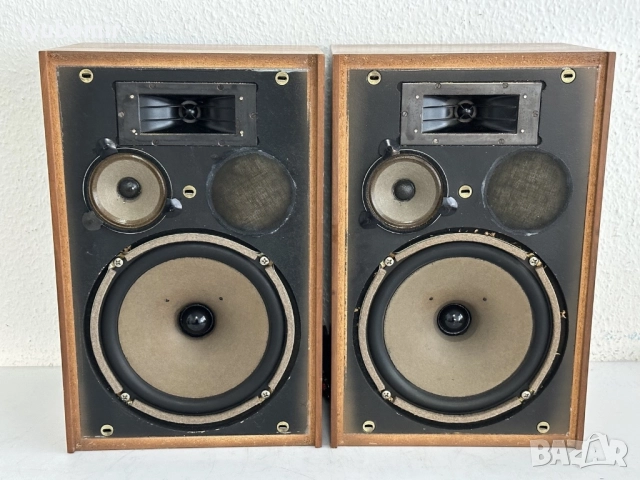 Търся части за K&H OY