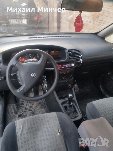 Продавам Опел Зафира А, снимка 3 - Автомобили и джипове - 53101158