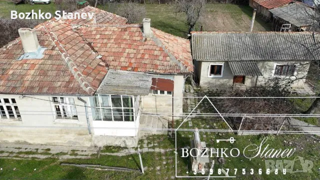 Продавам две къщи, снимка 3 - Къщи - 47324549