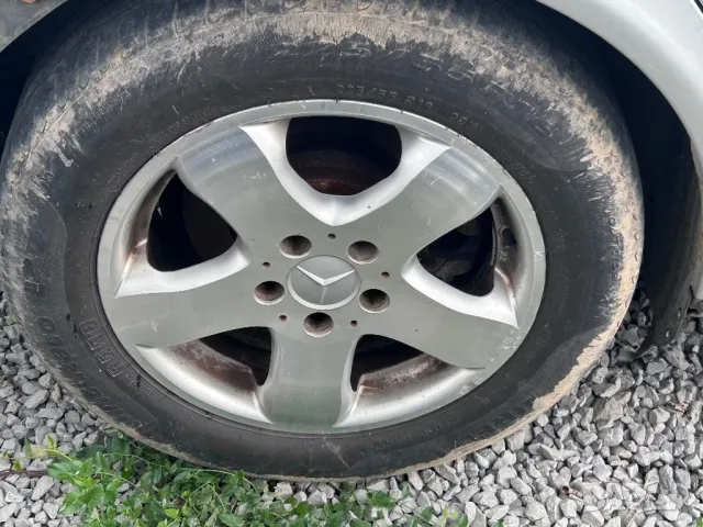 Оригинален комплект Мерцедес Е класа модел W211 Avantgarde Алуминиеви джанти, снимка 3 - Гуми и джанти - 50433586