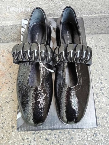 Нови дамски мокасини от естествен лак