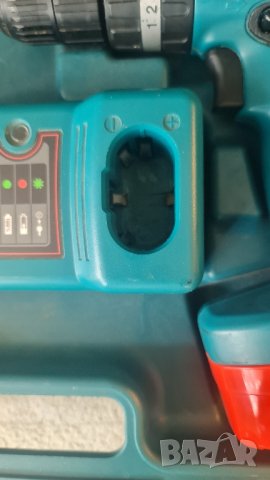 Ударнопробивен винтоверт с две отлични батерии Makita с интелигентно зарядно устройство , снимка 8 - Други машини и части - 42261386