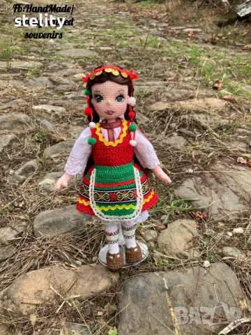 Кукла в народна носия Лазарка, снимка 4 - Колекции - 48419768