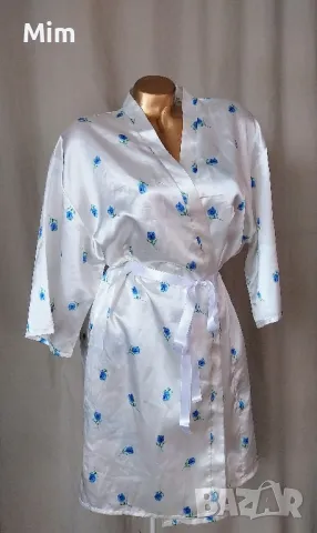 L/XL Бял сатенен халат на сини цветя , снимка 6 - Нощници - 49187877