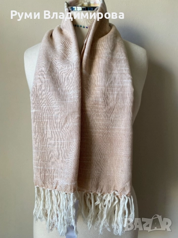 Бежов шал от 100 % органик памук, с етикет, снимка 3 - Шалове - 52934619