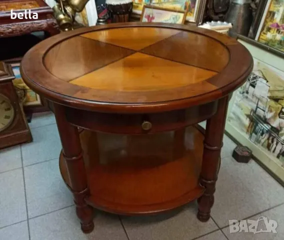 Стара масивна маса донесена от Швейцария 