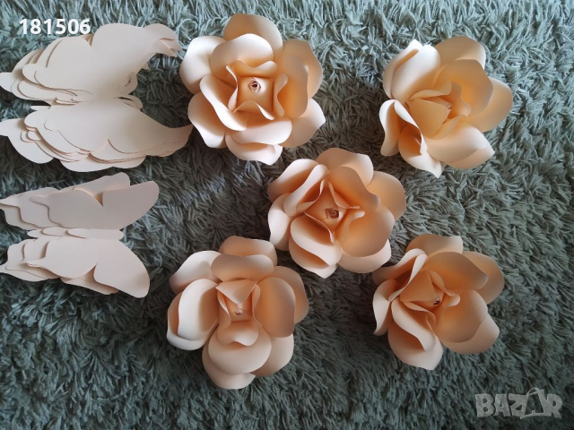 Цветя от картон/креп хартия, снимка 12 - Декорация за дома - 26373821