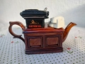 Красив винтидж чайник Crime Writers Desk Cardew, снимка 3
