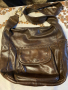 Голяма дамска чанта от естествена кожа., снимка 1 - Чанти - 36553147