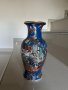 Китайска ваза с печат от порцелан