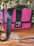 Trussardi чанта розово и черно, снимка 1 - Чанти - 44445625