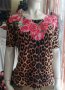 ИЗКЛЮЧИТЕЛНО КРАСИВА блуза в леопардов принт с червени рози, снимка 1 - Тениски - 40552949