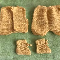 Нов Бебешки комплект Жилетка Елек Гащи Панталонки Блуза Терлици Шапка, снимка 2 - Комплекти за бебе - 31349726