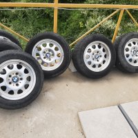 15" БМВ със зимни  гуми , снимка 1 - Гуми и джанти - 29302314