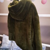 Зелено пухeно палто яке Зара, снимка 2 - Якета - 30293047