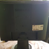 Samsung syncMaster 920, снимка 2 - Монитори - 42756439