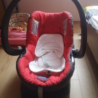 Бебешко столче за кола chicco , снимка 1 - За бебешки колички - 40756796