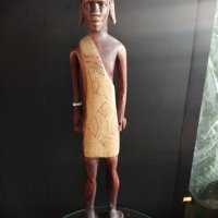 Дървена статуетка , снимка 1 - Статуетки - 39999526