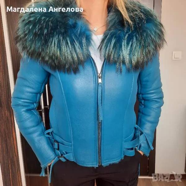 Късо синьо яке естествена кожа с яка естествен косъм, снимка 1
