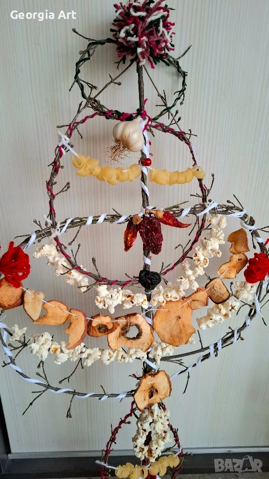 Сурвачка от дрян, украсена с естествени материали, М2, снимка 1