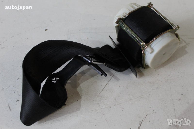 Заден десен предпазен колан Фолксваген голф 5 плюс 1.6фси 116кс 05г Volkswagen golf 5 plus 1.6fsi 11, снимка 1