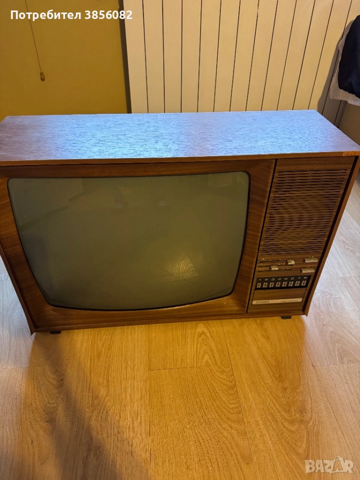 Продавам винтидж немски телевизор SABA T 258, 15 инча/38см./, снимка 1