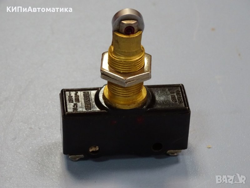 краен изключвател МП1105ЛУХЛ3 10 А/660 VAC с ролка, снимка 1