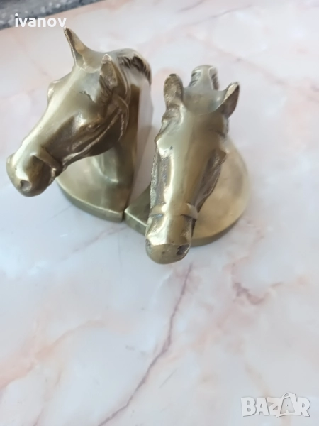 Бронзови подпори за книги- коне, снимка 1