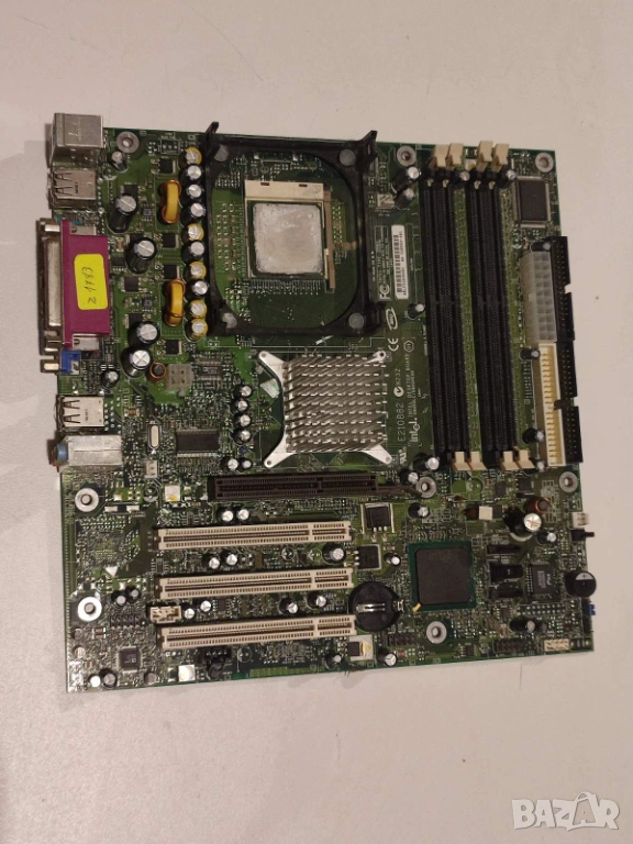 Части платка с процесор от стар компютър, снимка 1